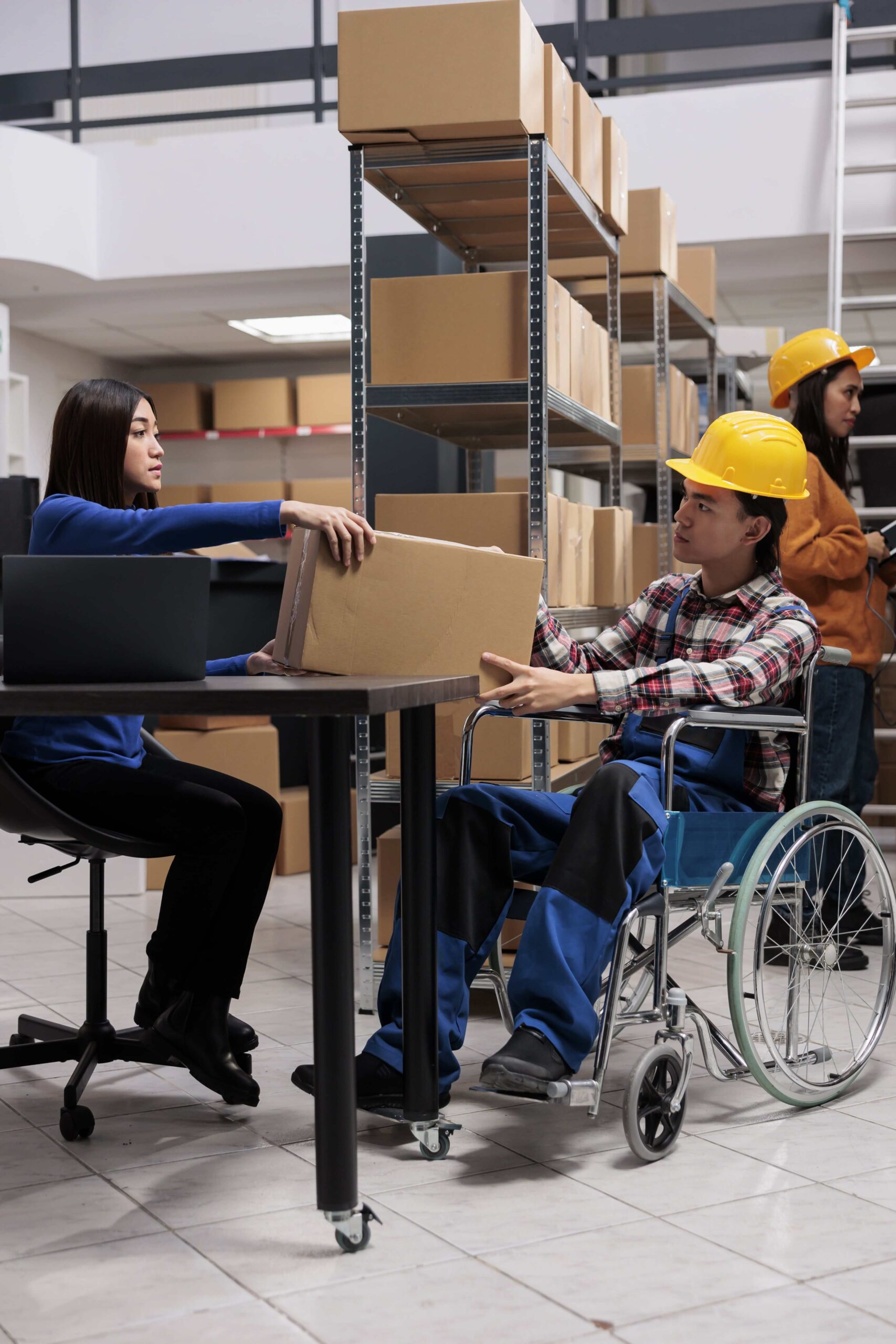 warehouse-employees